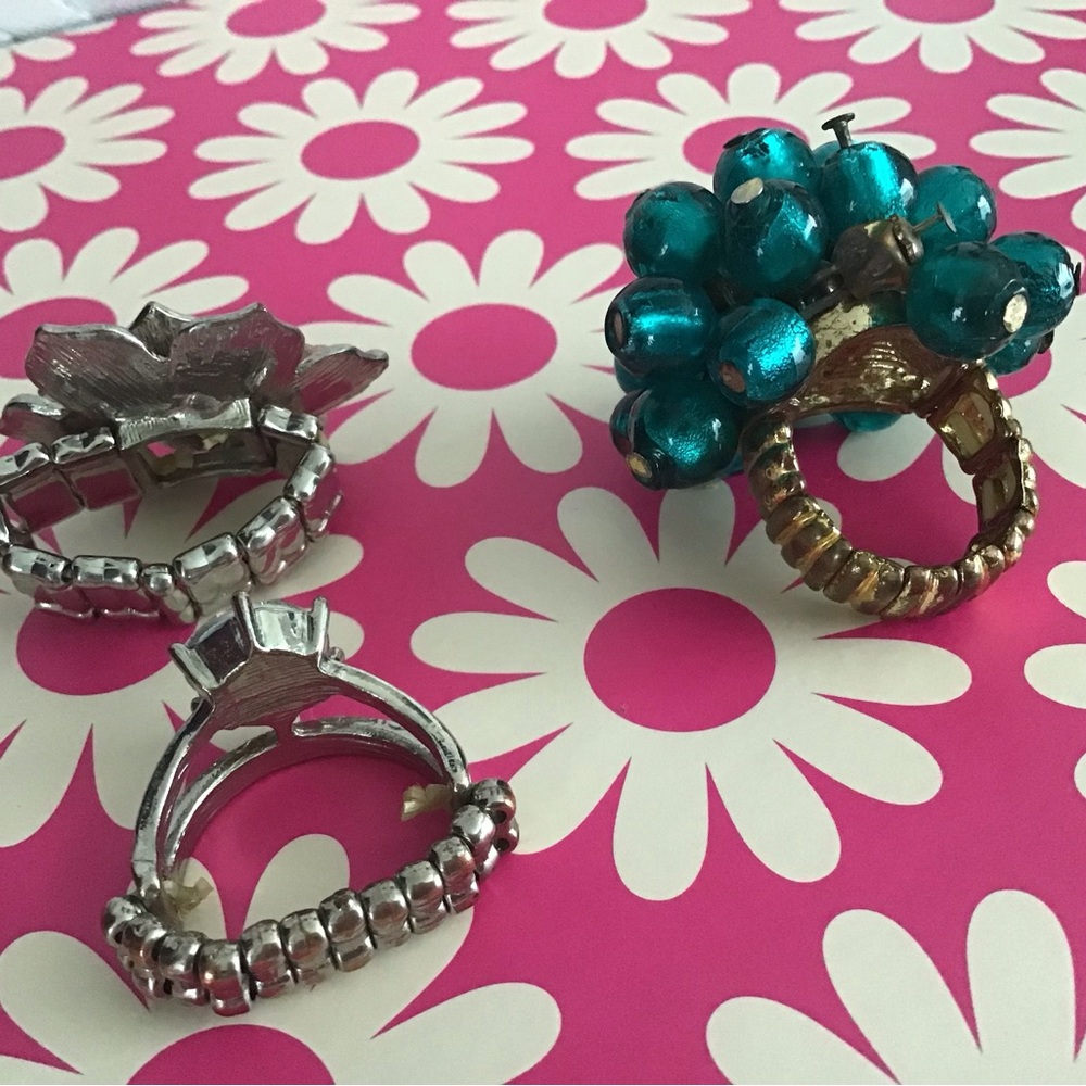 3 stretch statement rings - Picture 4 of 4